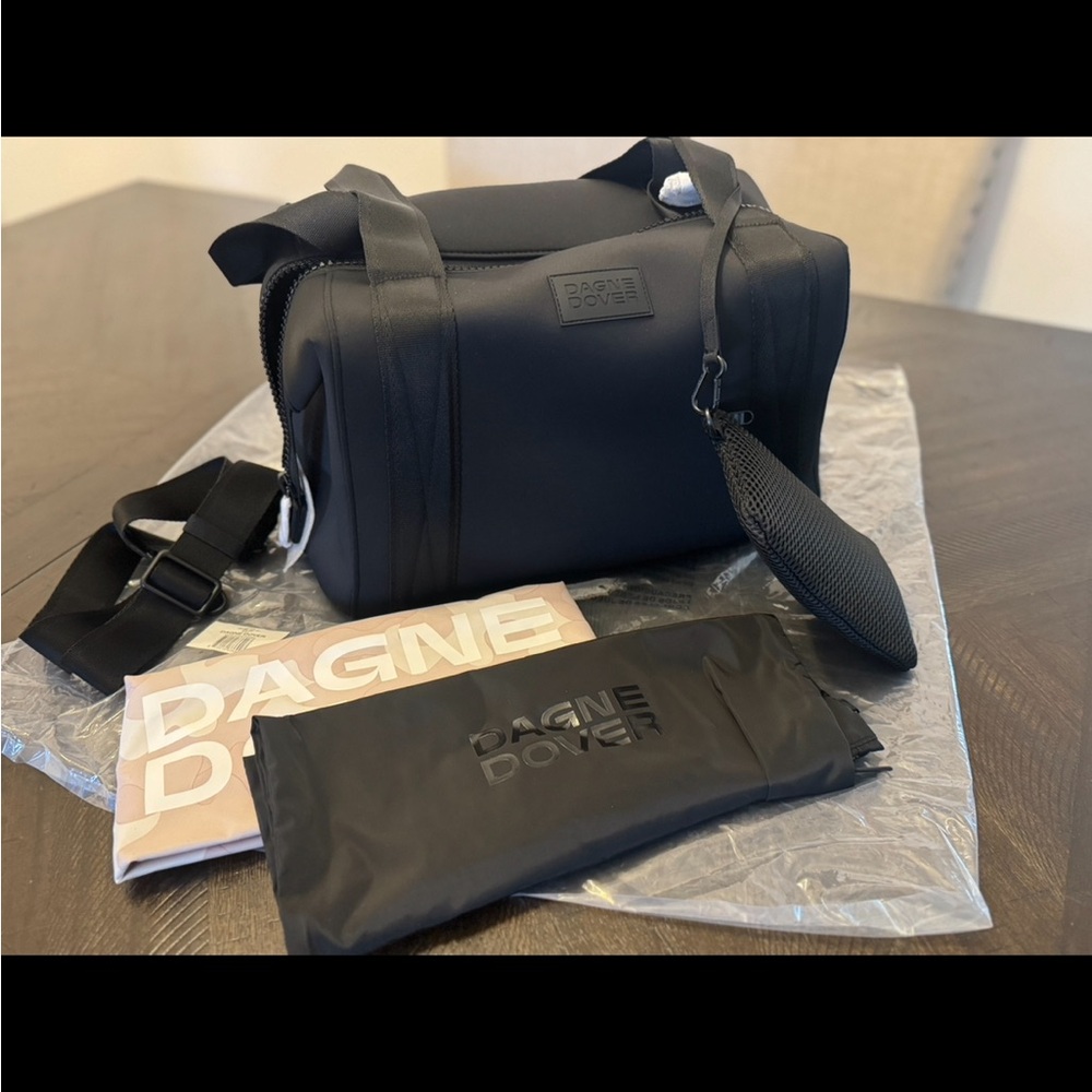Dagne Dover LANDON NEOPRENE CARRYALL BAG Medium